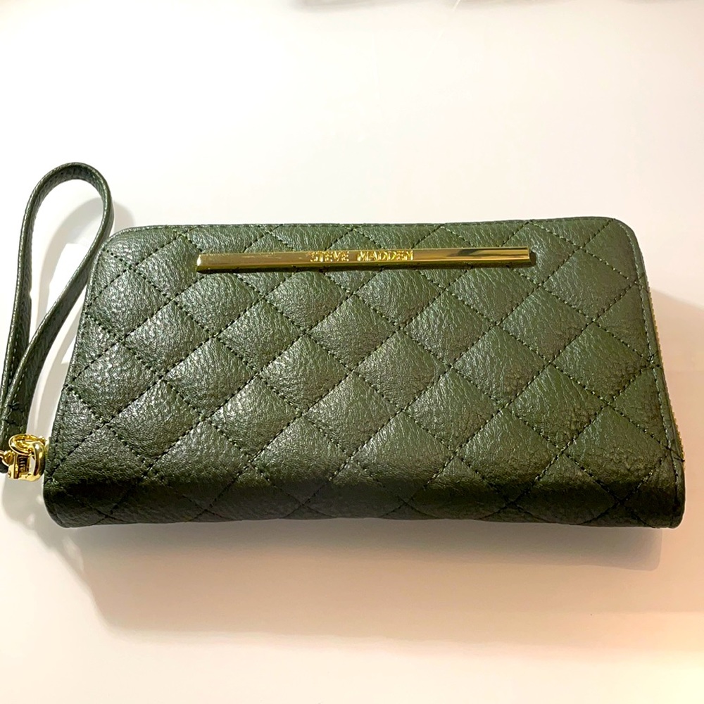Steve Madden Green Wallet